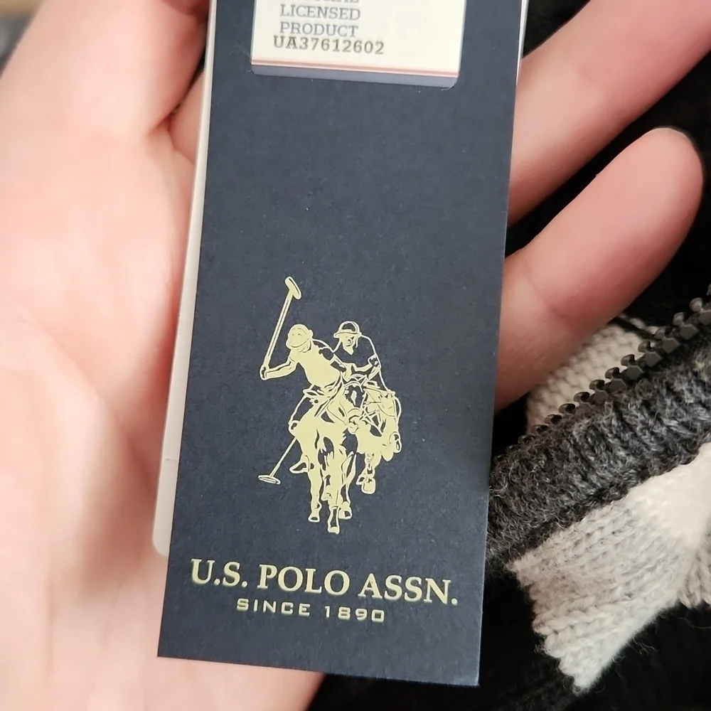 NWT U.S. Polo Assn men's 1/4 zipped pullover sweater
